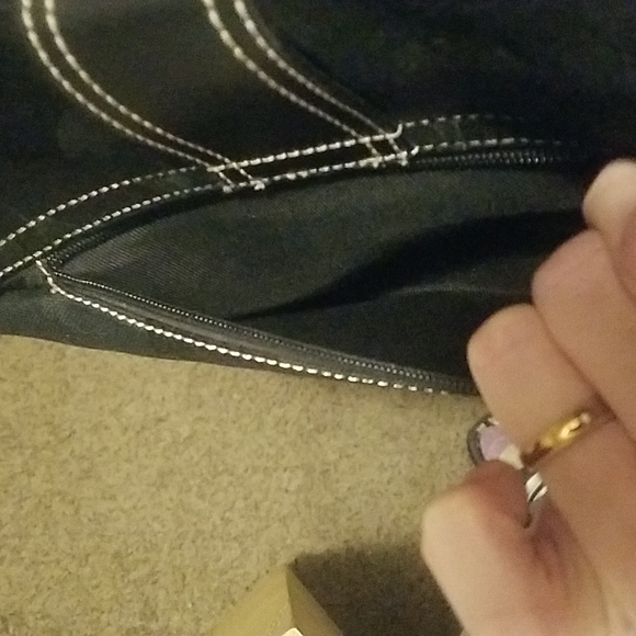 Gitana Black Shoulder Bag w/ Belt Buckle snap button front w/ zipper - Picture 10 of 12